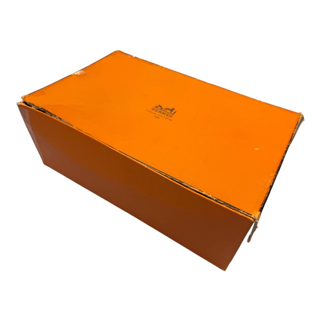 Hermes Embroidered Standing Wraps in Tan - 40"