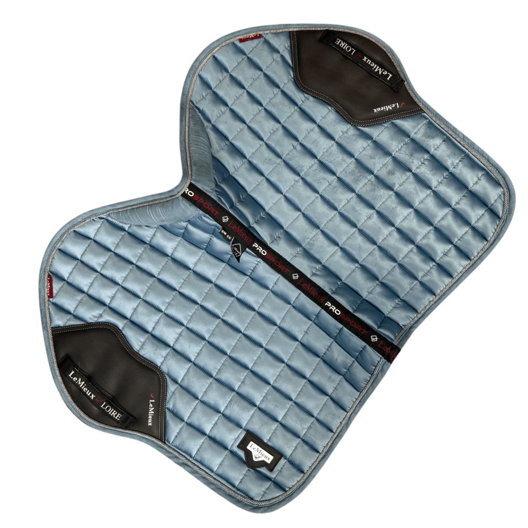 Le Mieux 'Loire' Memory Close Contact Square Pad in Ice Blue - Small