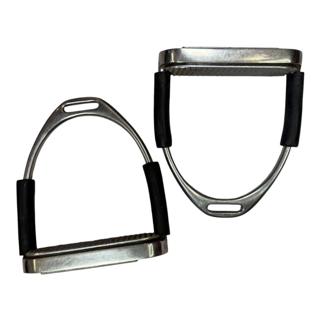Flex Jointed Fillis Irons in Stainless Steel - 4 3/4"