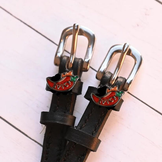 ManeJane Spicy Pepper Spur Straps in Black - 17"