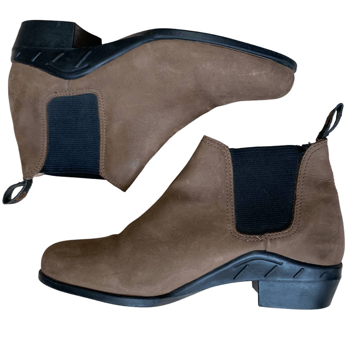 Ariat Chelsea Booties in Brown - Woman's 8M